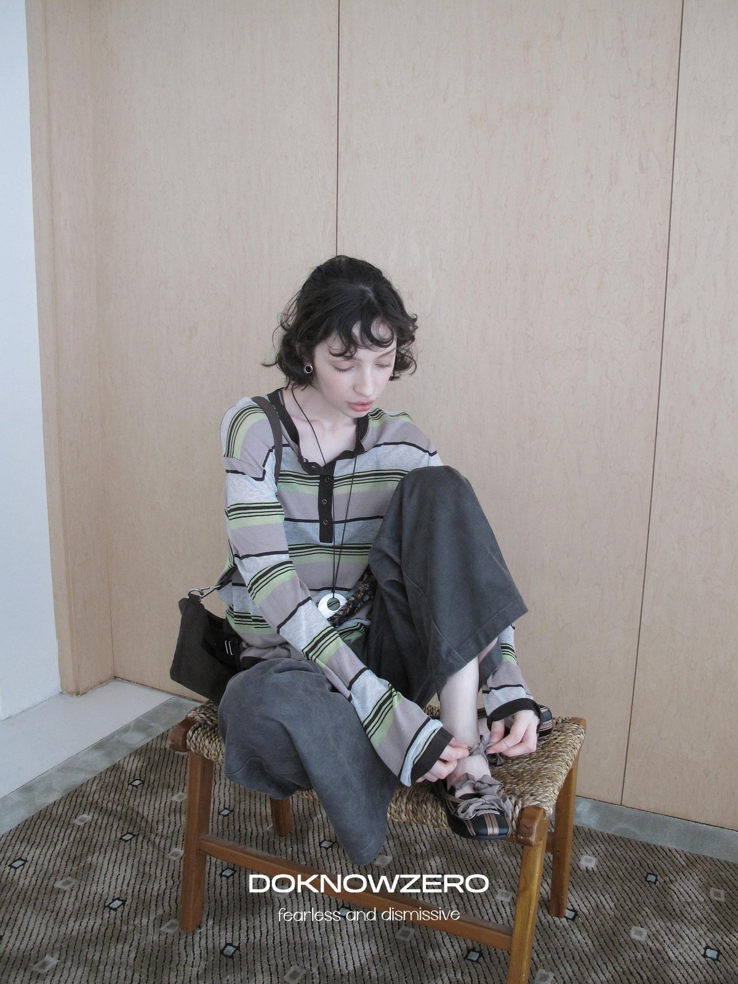 DKZ OFFICIAL Contrast Stripe Henley Vintage Women&
