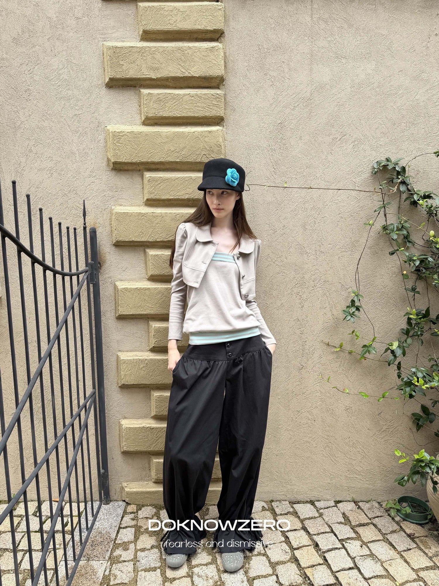 DKZ OFFICIAL Cropped Doll Collar Striped Two Piece Women&