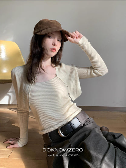 DKZ_OFFICIAL_Cropped_Knit_Cardigan_Camisole_Set_Apricot_MISSTT