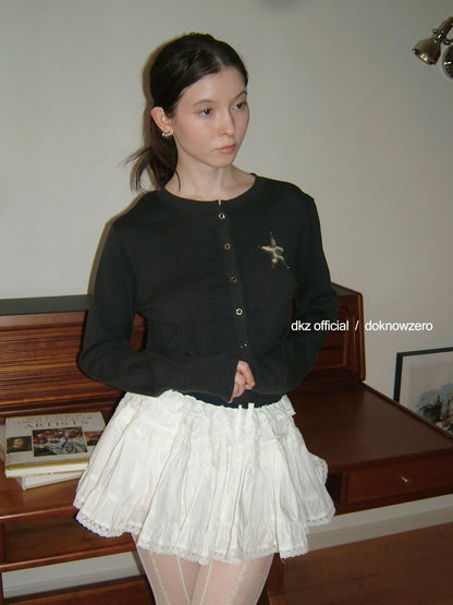 DKZ OFFICIAL Cropped Knit Cardigan With Star Embroidery