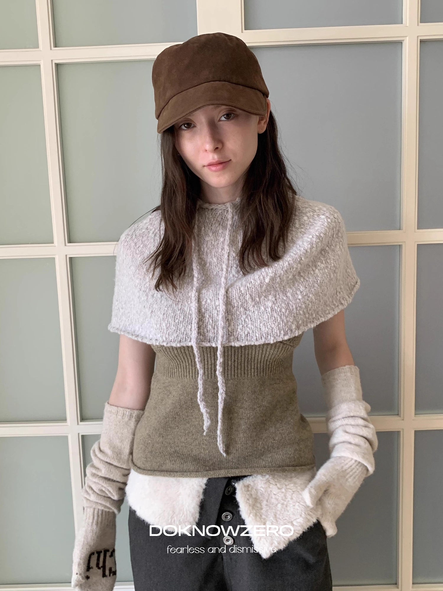 DKZ_OFFICIAL_Cropped_Knit_Hooded_Layering_Vest_MISSTT