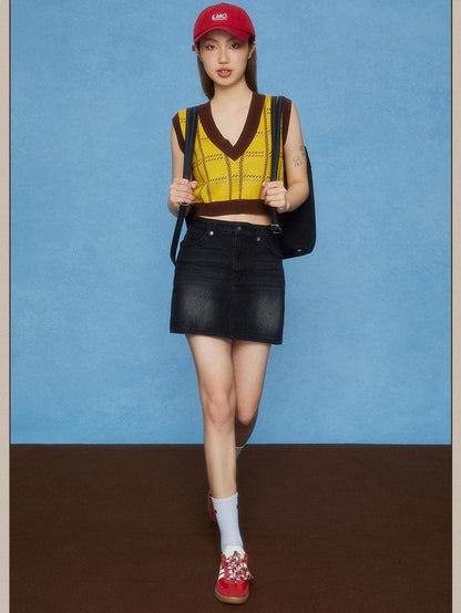 DKZ OFFICIAL Cropped Plaid V-neck Sleeveless Pullover Women&