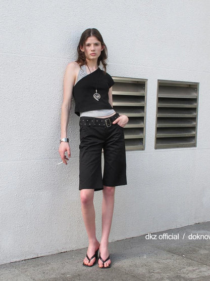 DKZ OFFICIAL Cuffed Denim Shorts With Studded Belt