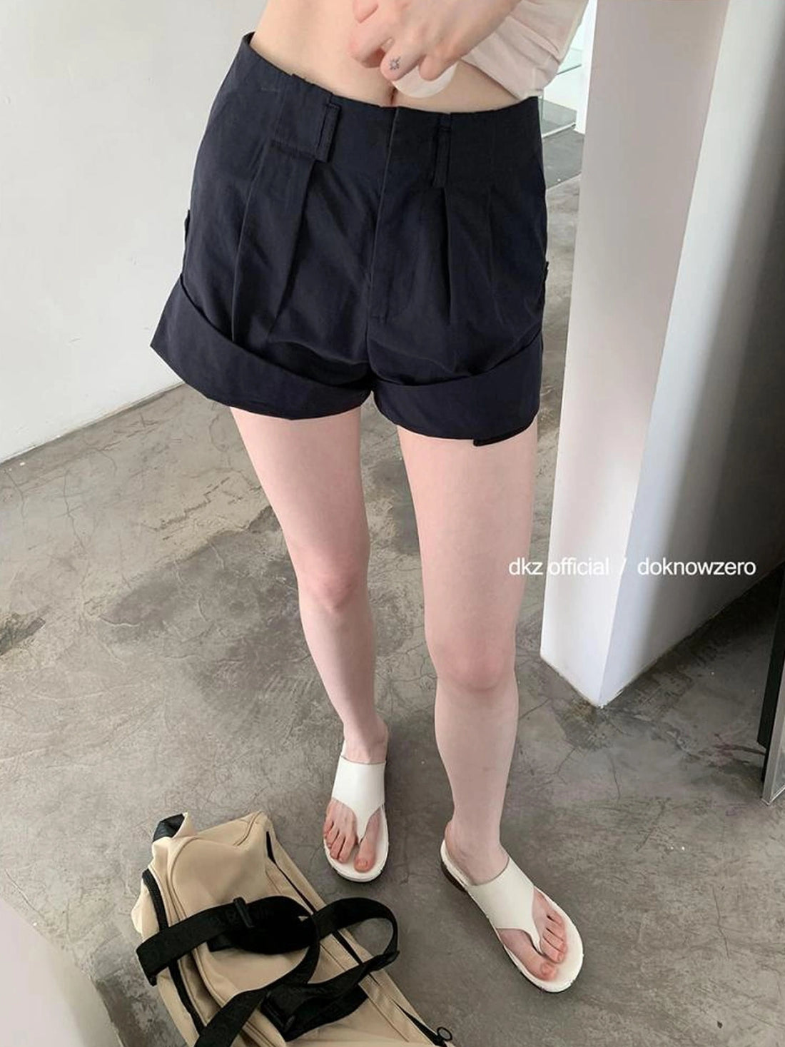 DKZ OFFICIAL Deep Blue Cuffed Casual Shorts