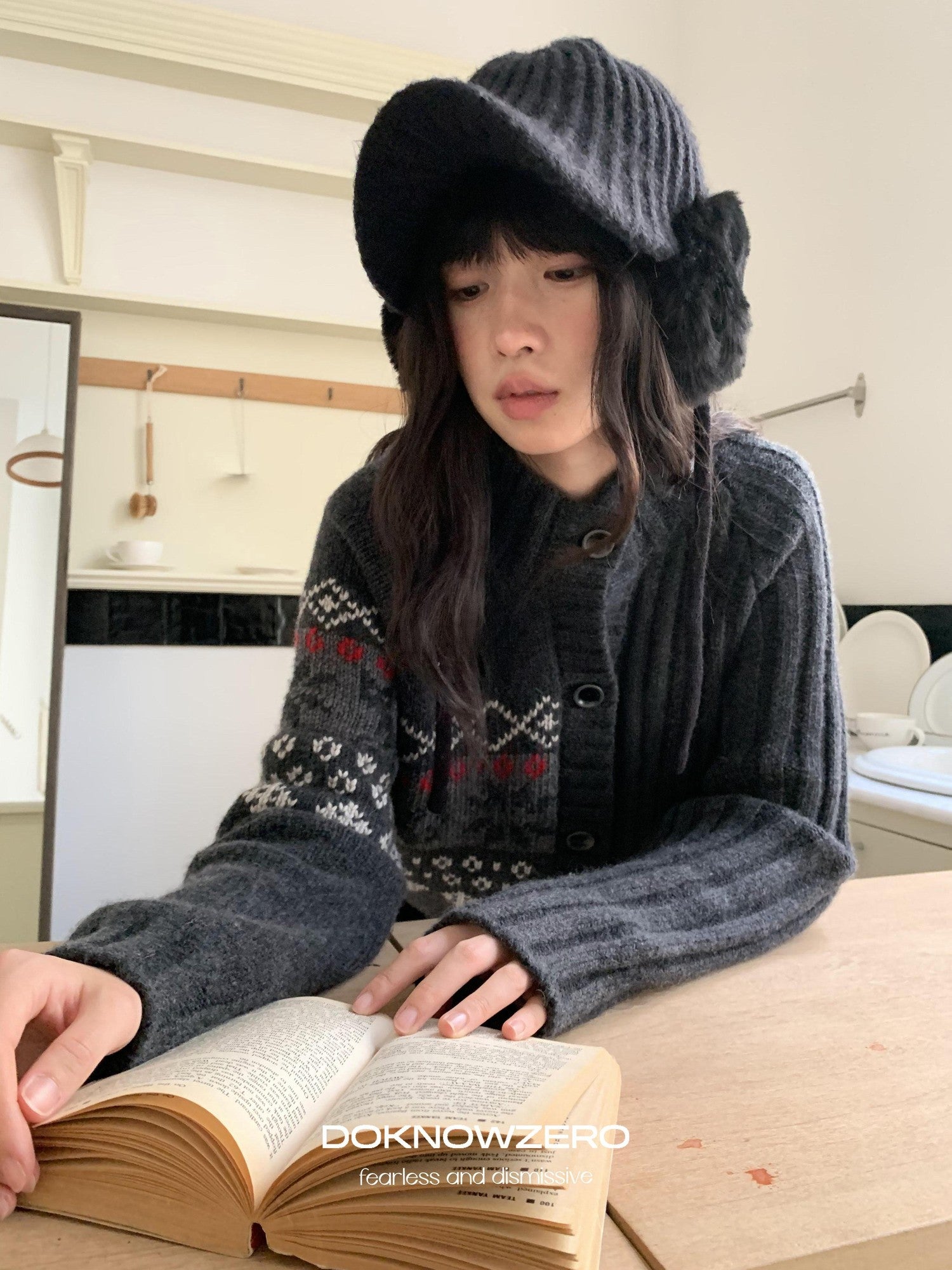 DKZ OFFICIAL Deep Gray Fair Isle Jacquard Print Women&