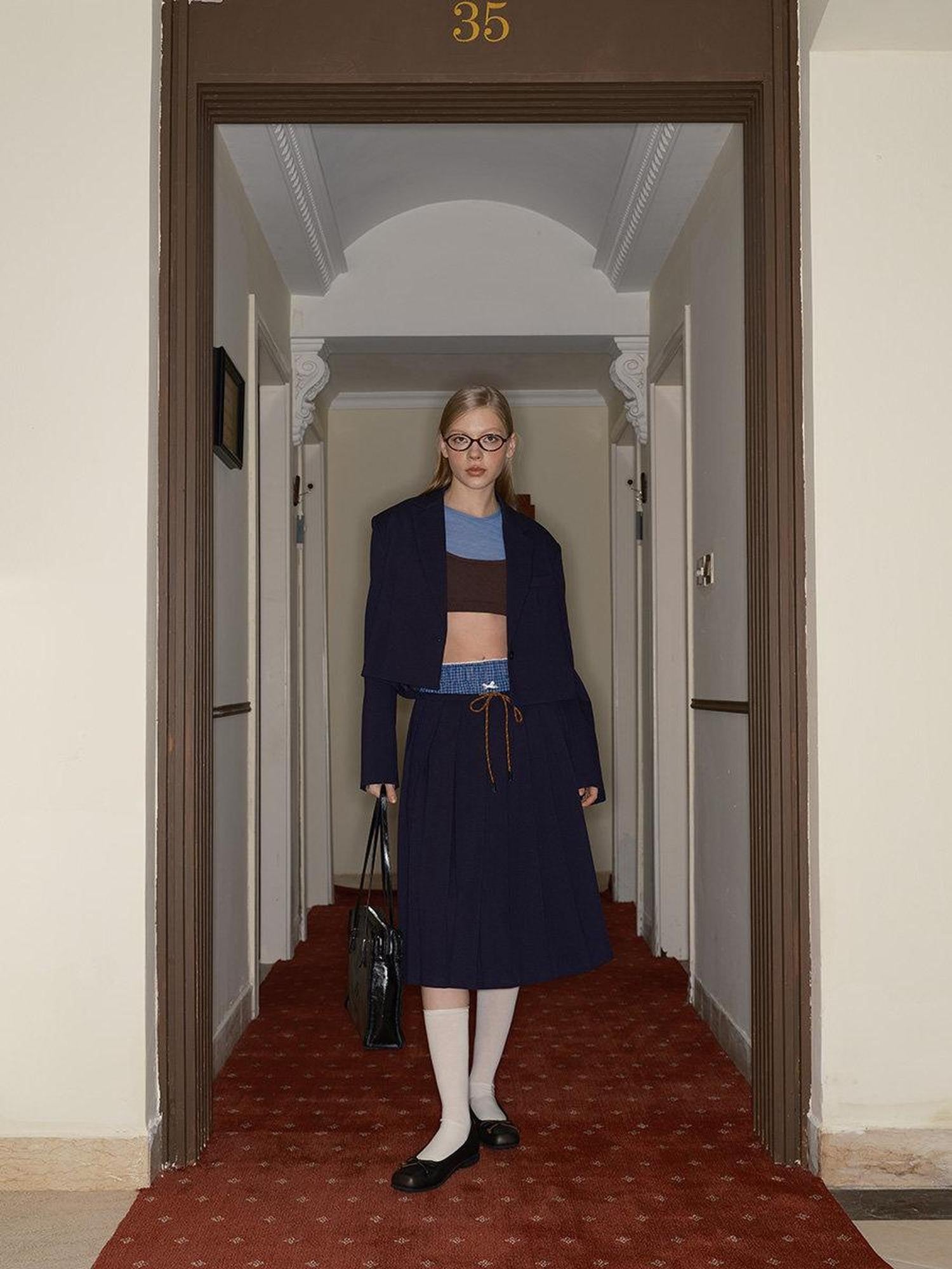 DKZ OFFICIAL Deep Navy Notch Lapel Structured Cut Single Button Cropped Women&