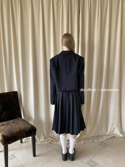 DKZ OFFICIAL Deep Navy Notch Lapel Structured Cut Single Button Cropped Women&