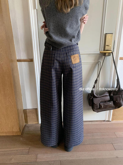 DKZ OFFICIAL Deep Navy Plaid Relaxed Vintage Women&