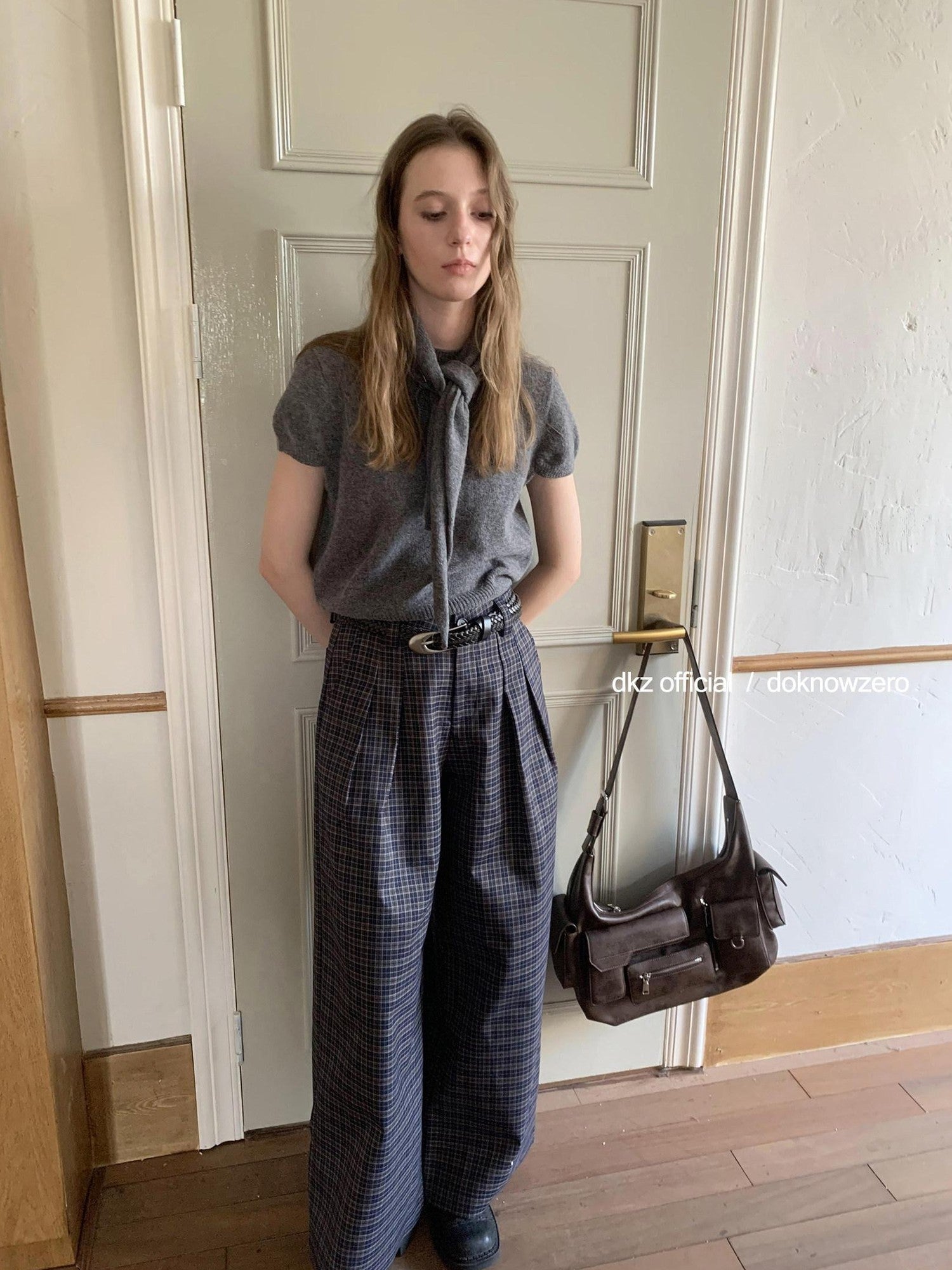 DKZ OFFICIAL Deep Navy Plaid Relaxed Vintage Women&