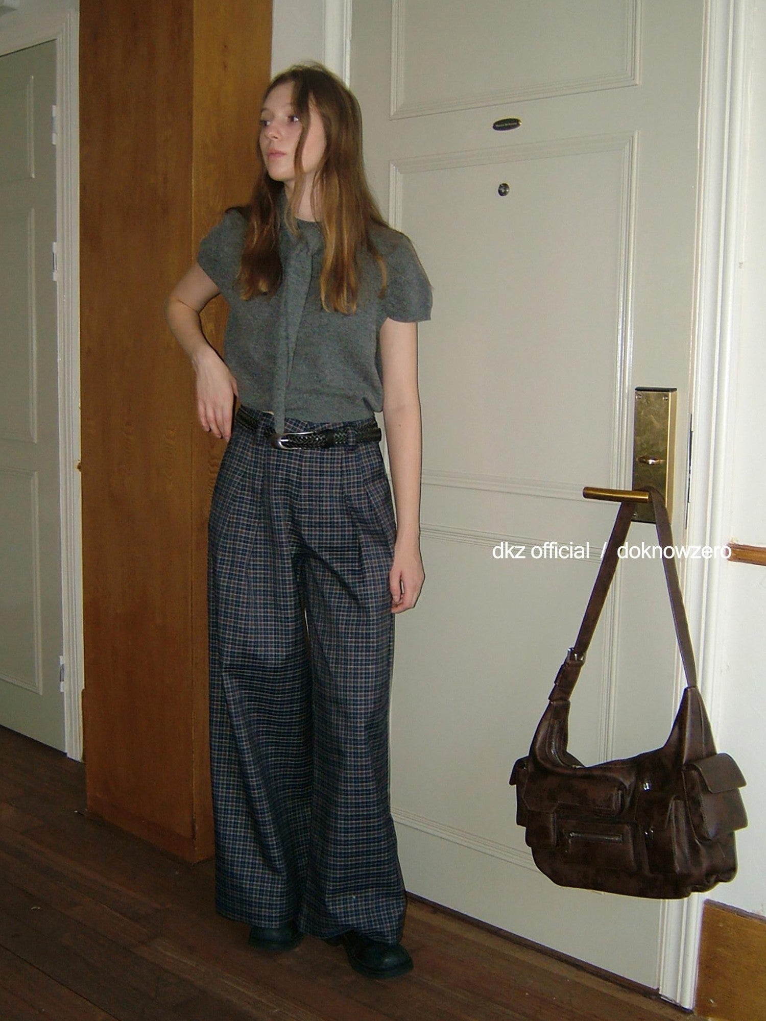 DKZ OFFICIAL Deep Navy Plaid Relaxed Vintage Women&