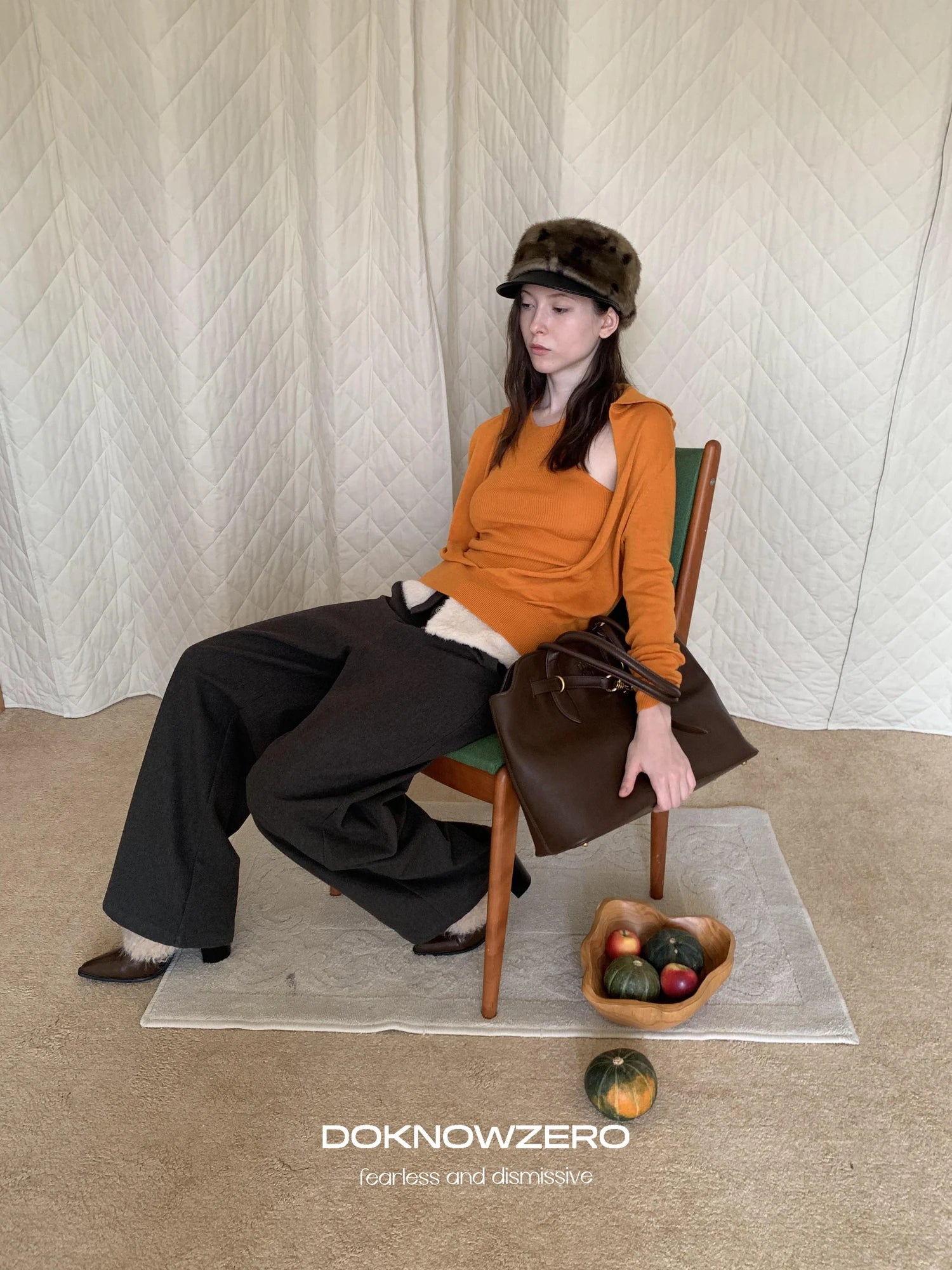 DKZ OFFICIAL Deep V-neck Knit Sweater And Vest Set