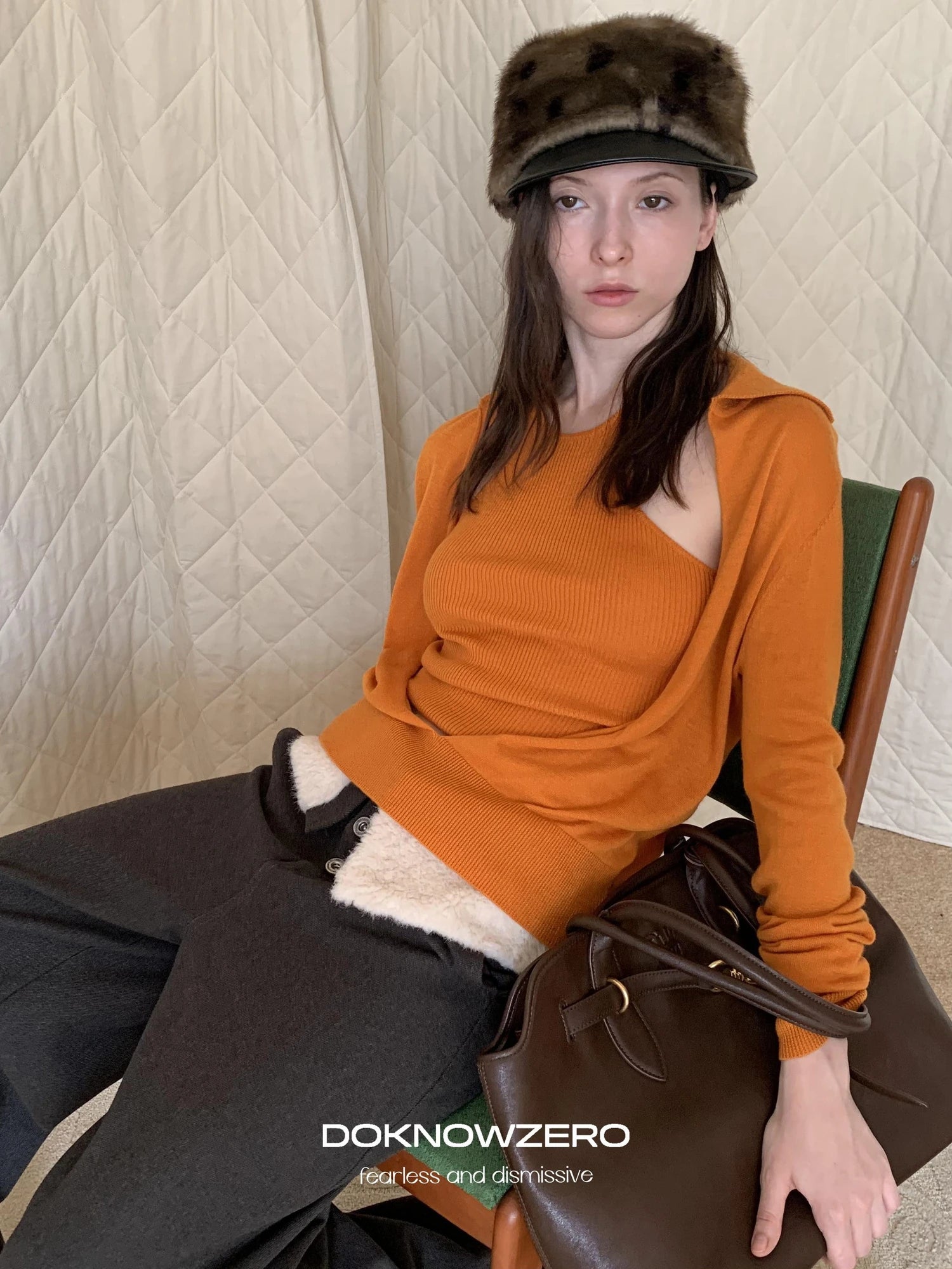 DKZ OFFICIAL Deep V-neck Knit Sweater And Vest Set