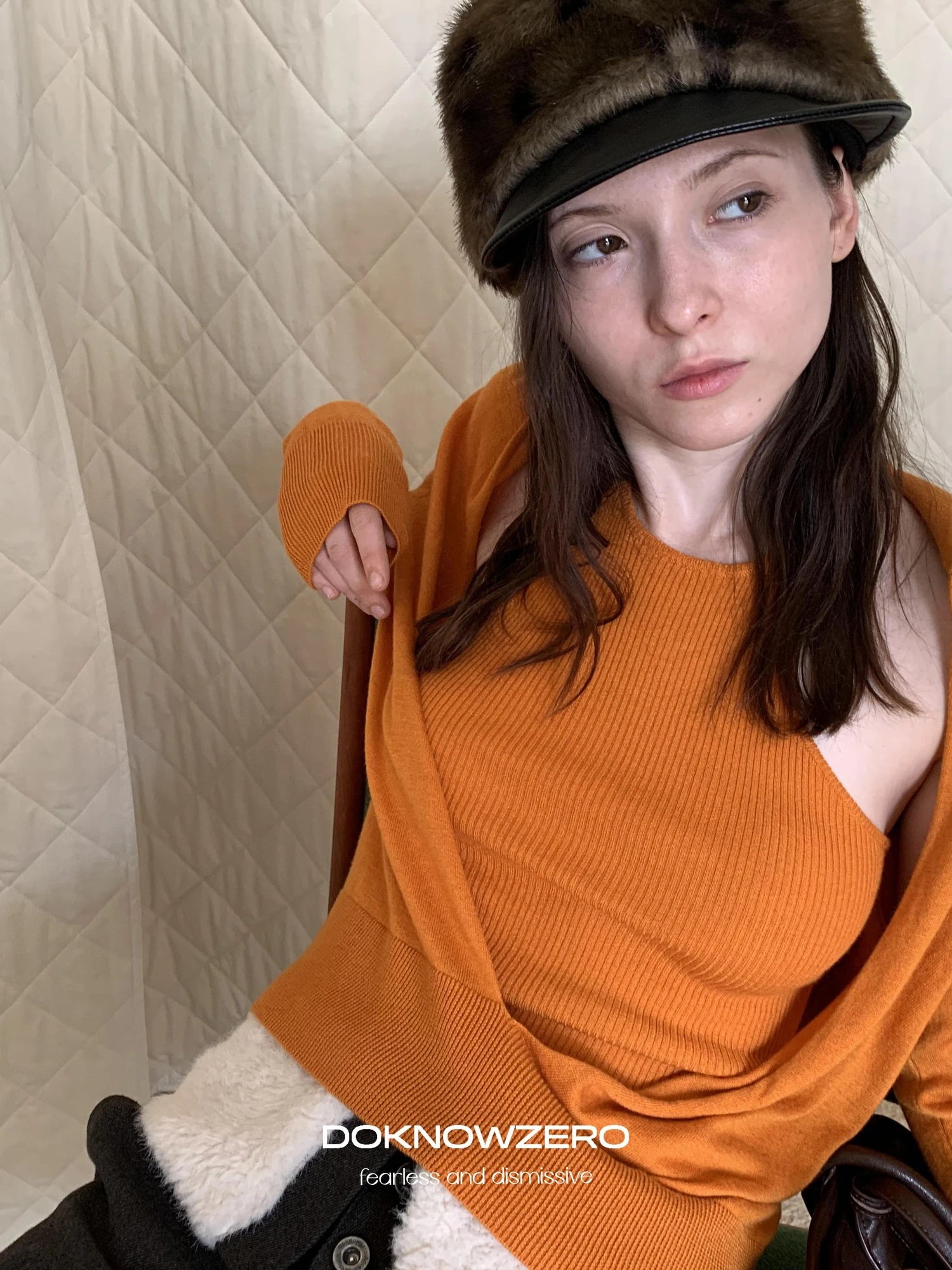 DKZ OFFICIAL Deep V-neck Knit Sweater And Vest Set