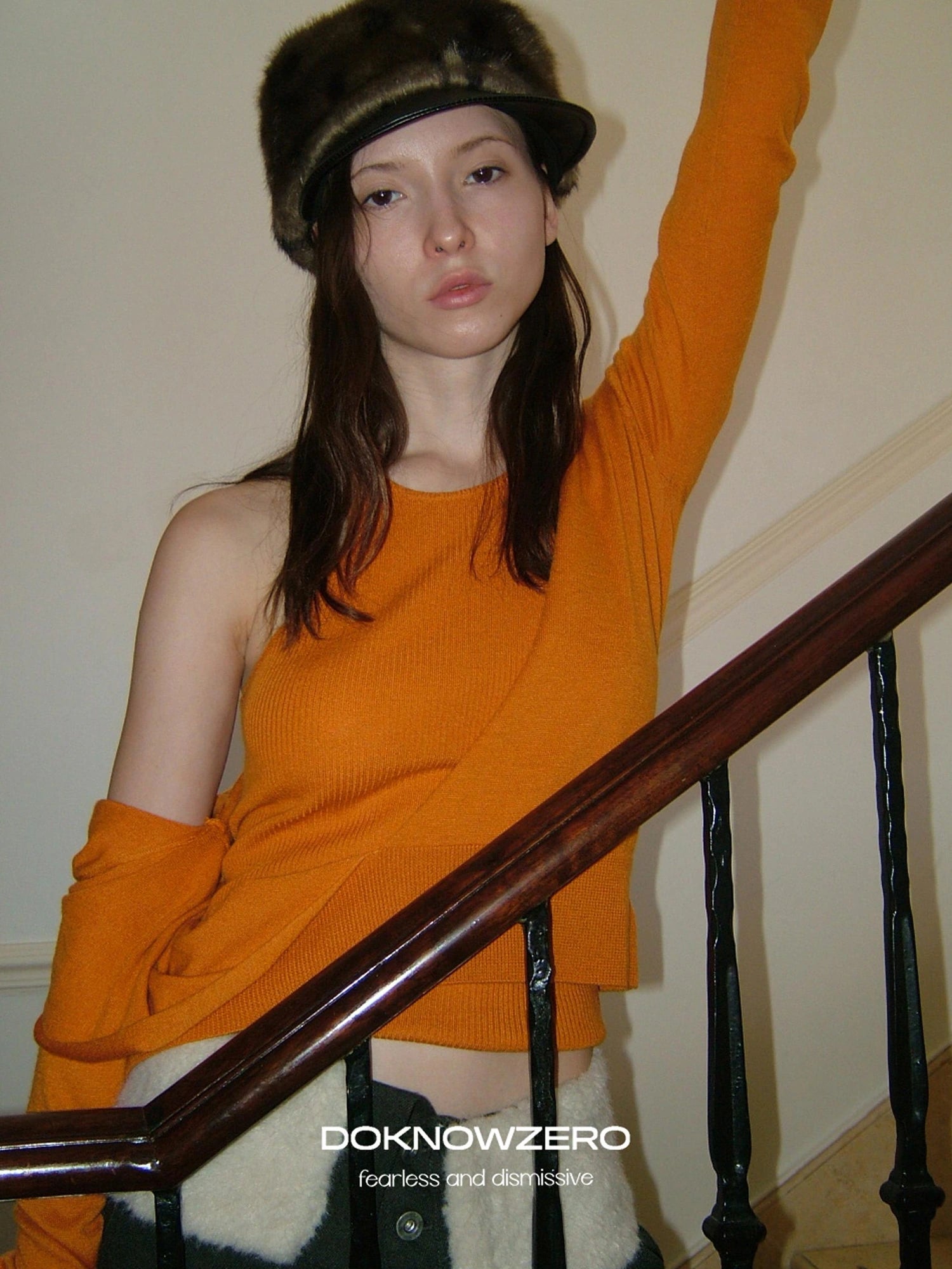 DKZ OFFICIAL Deep V-neck Knit Sweater And Vest Set