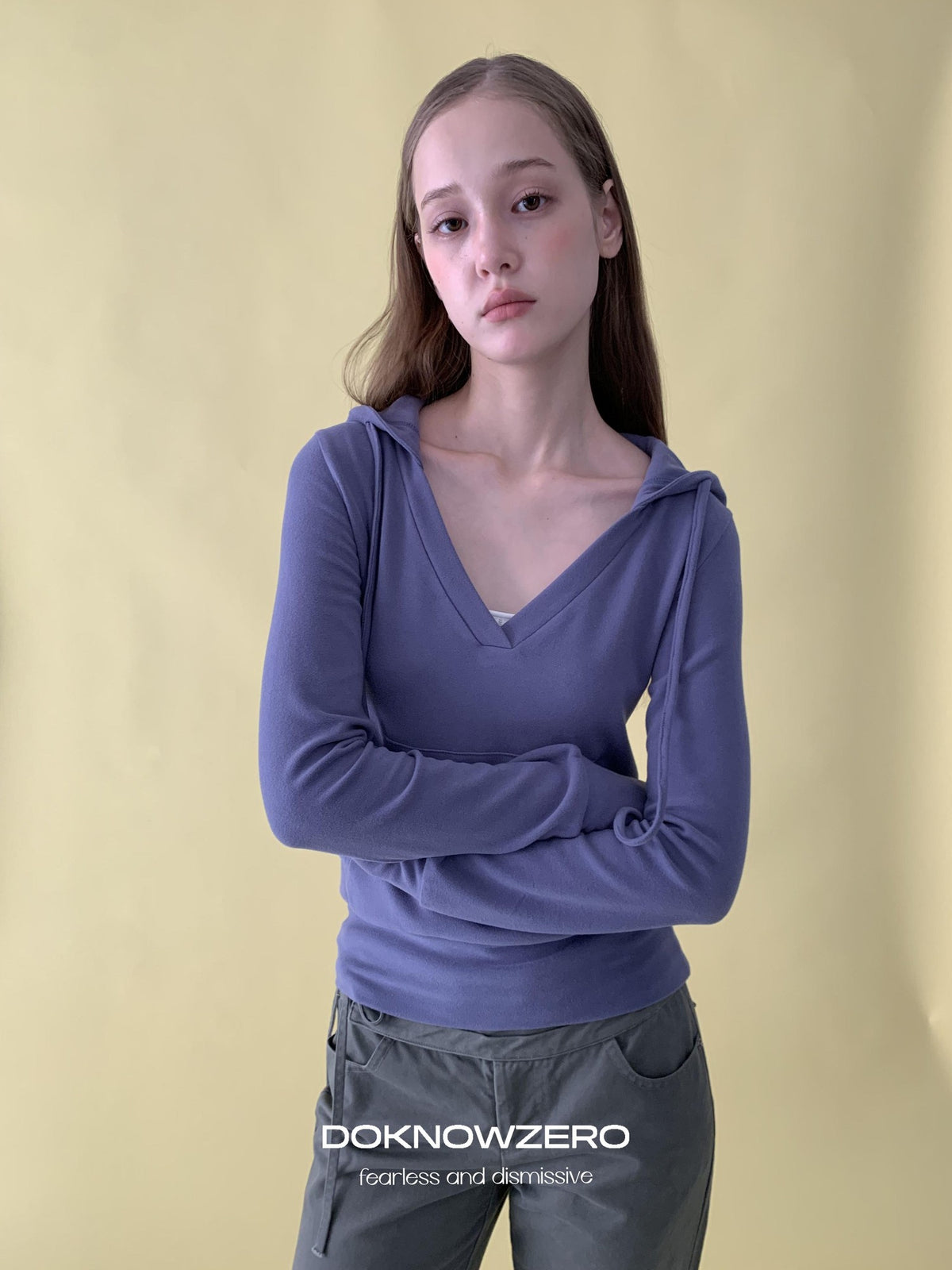 DKZ OFFICIAL Deep V-neck Waist Cinch Korean Style Women&