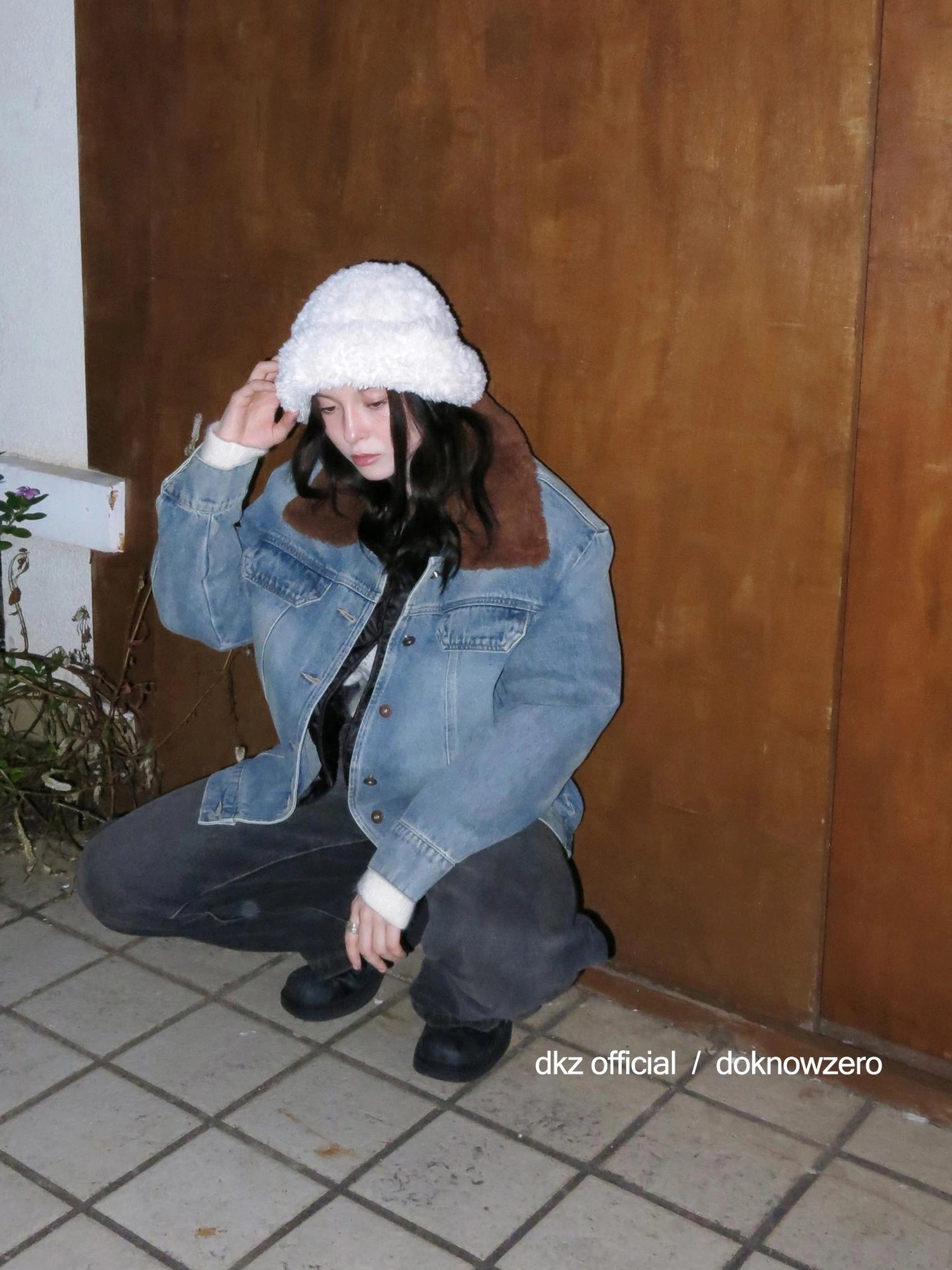 DKZ OFFICIAL Detachable Faux Fur Collar Denim Jacket With Quilted Lining