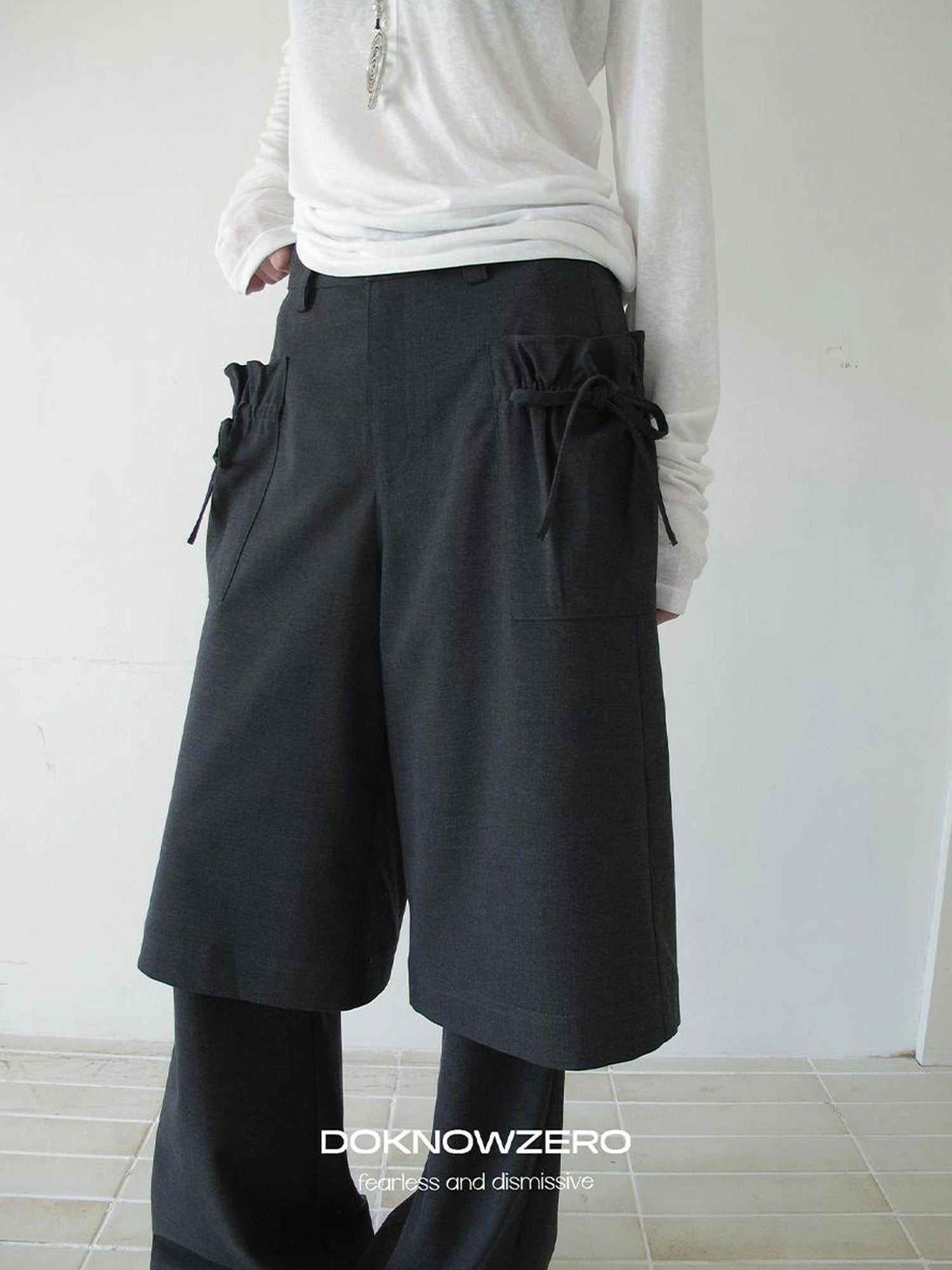 DKZ OFFICIAL Detachable Gray Two Piece Cargo Trousers