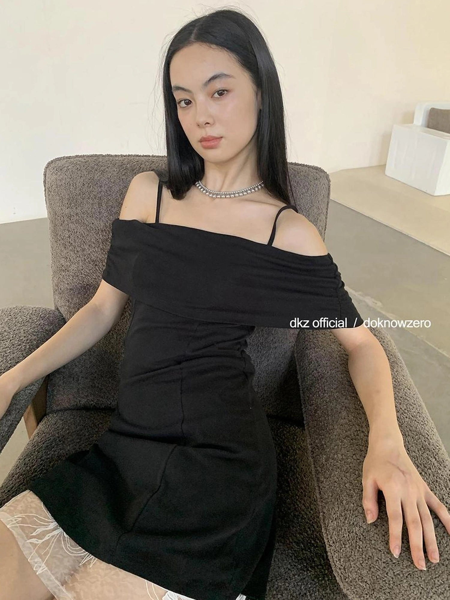 DKZ OFFICIAL Detachable Off Shoulder Black Tube Top Mini Dress