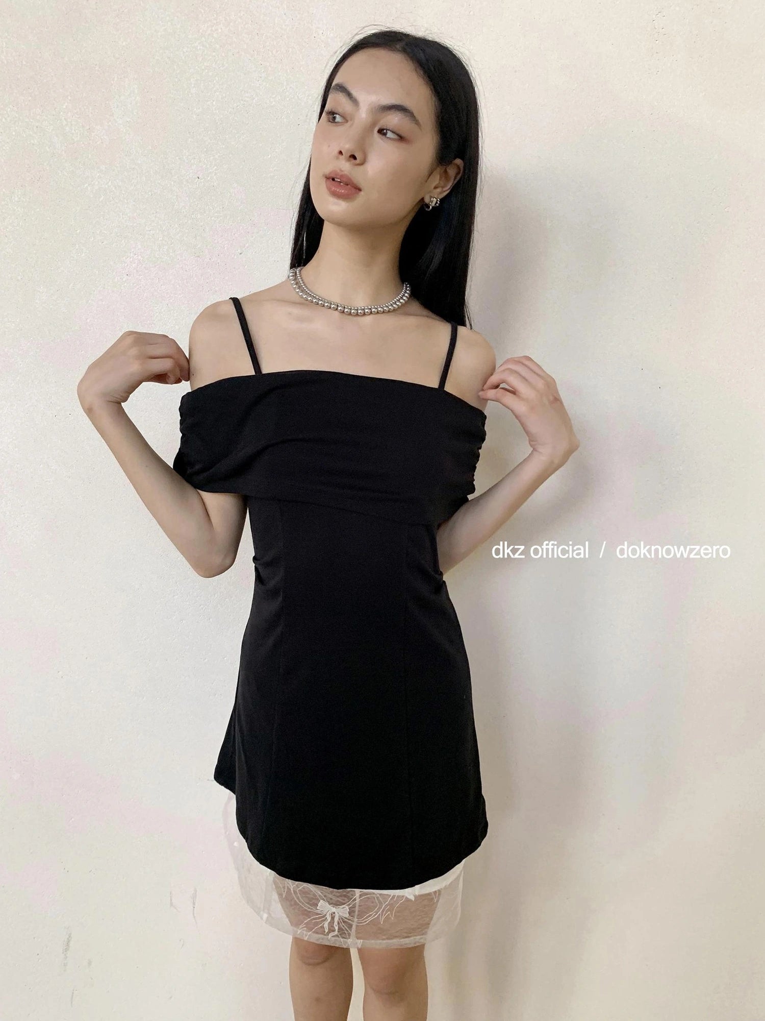 DKZ OFFICIAL Detachable Off Shoulder Black Tube Top Mini Dress
