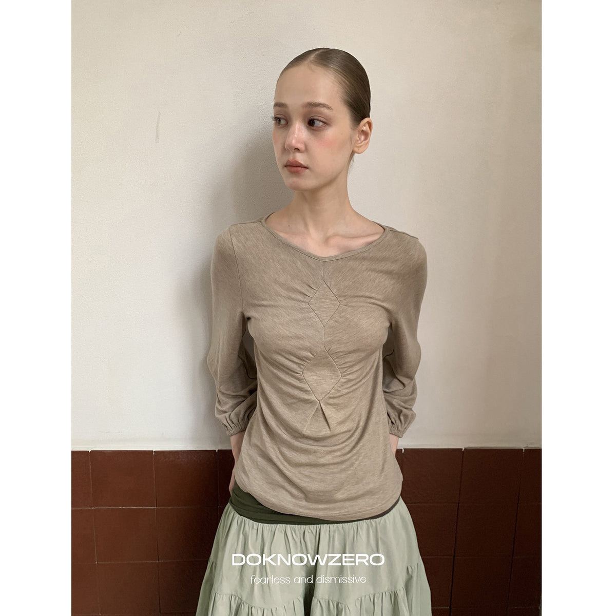 DKZ_OFFICIAL_Diamond_Quilted_Ruched_Lantern_Sleeve_Women&