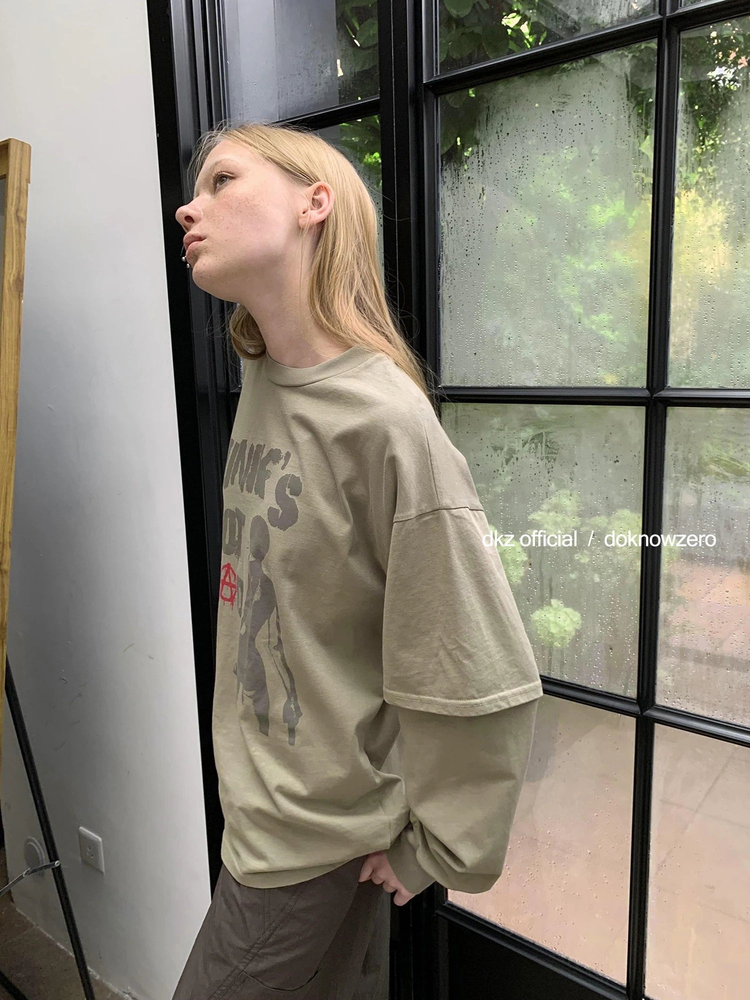 DKZ OFFICIAL Distressed Print Layered Long Sleeve T-Shirt
