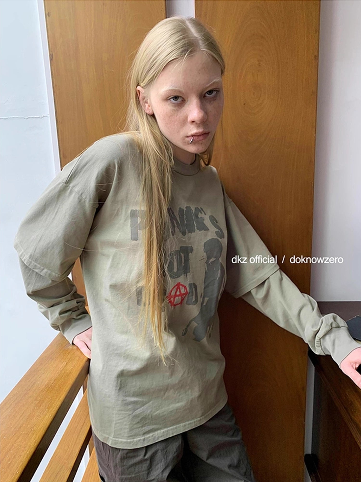 DKZ_OFFICIAL_Distressed_Print_Layered_Long_Sleeve_T-Shirt_MISSTT