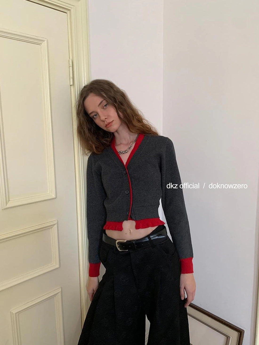 DKZ OFFICIAL Double Breasted Color Block V-neck Knit Cardigan
