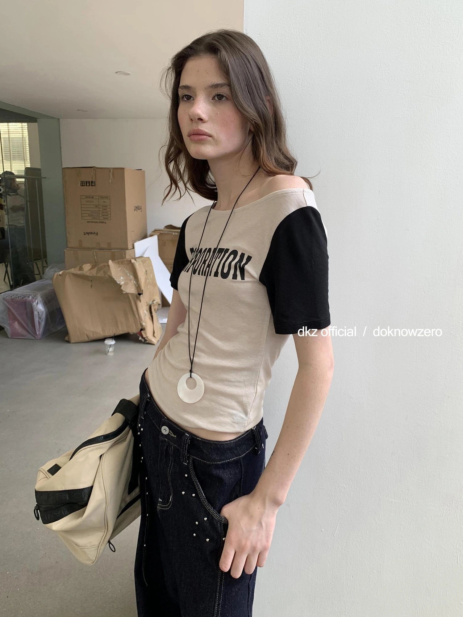 DKZ OFFICIAL Drop Shoulder Floral Print Tee