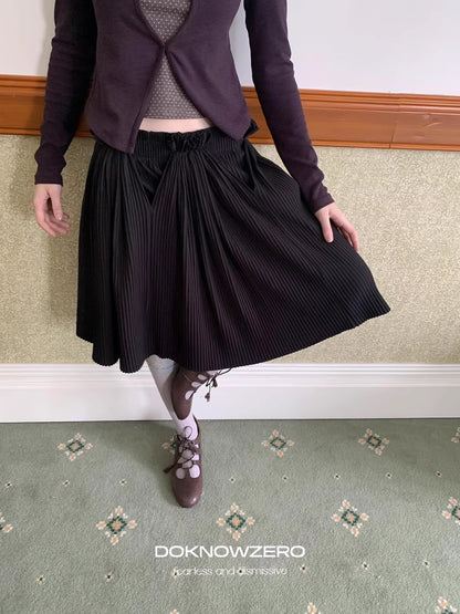 DKZ_OFFICIAL_Elastic_Waist_A-Line_Skirt_With_Pleated_Design_MISSTT