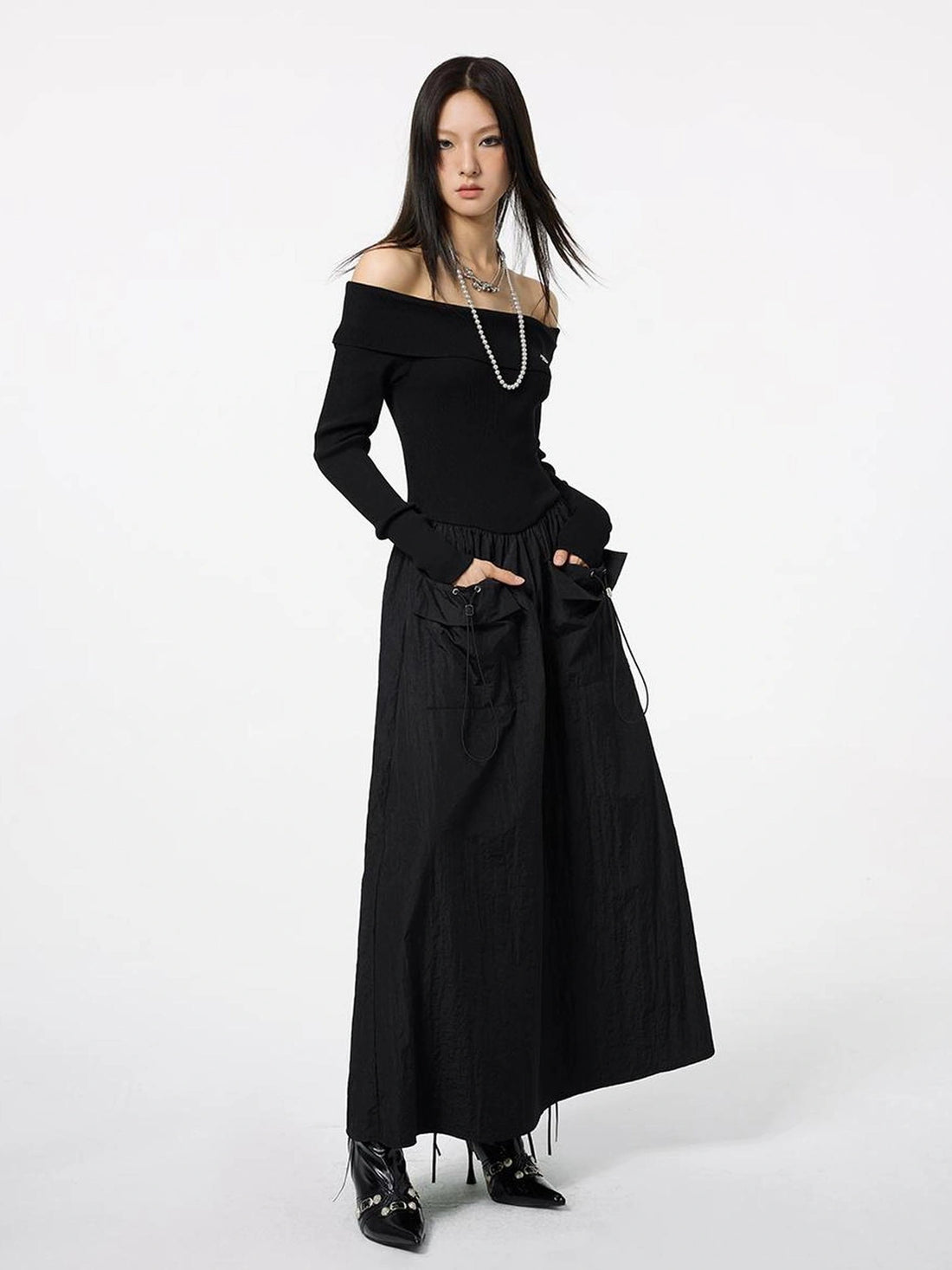 DKZ OFFICIAL Elegant Off Shoulder Black Knit Maxi Dress