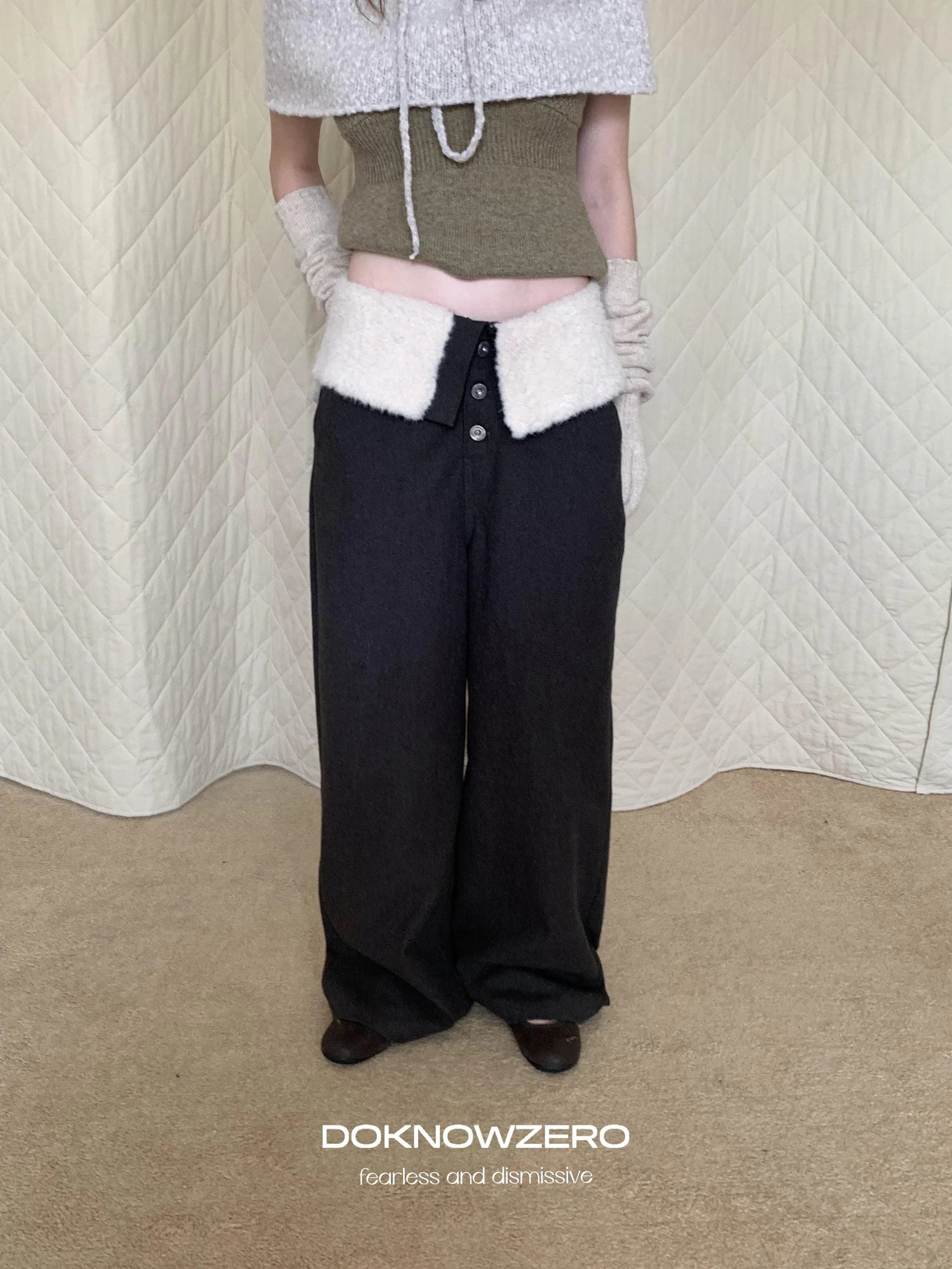DKZ OFFICIAL Fleece Cuff Wide Leg Trousers