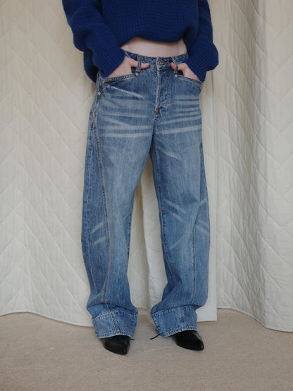 DKZ OFFICIAL Flipped Pocket Washed Denim Jeans