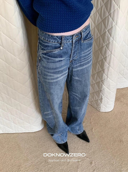 DKZ OFFICIAL Flipped Pocket Washed Denim Jeans