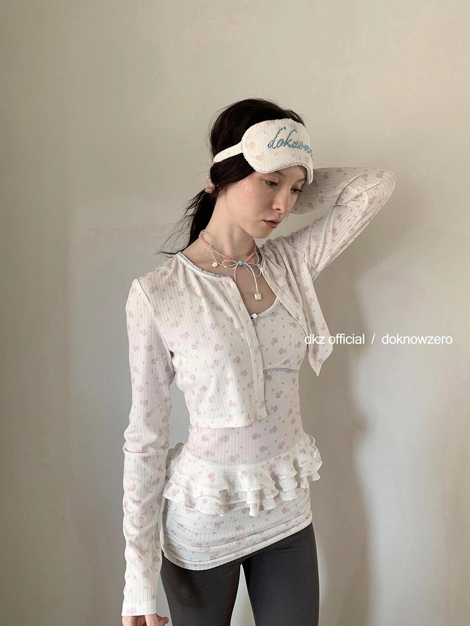 DKZ OFFICIAL Floral Bunny Print Slim Camisole Cardigan Set