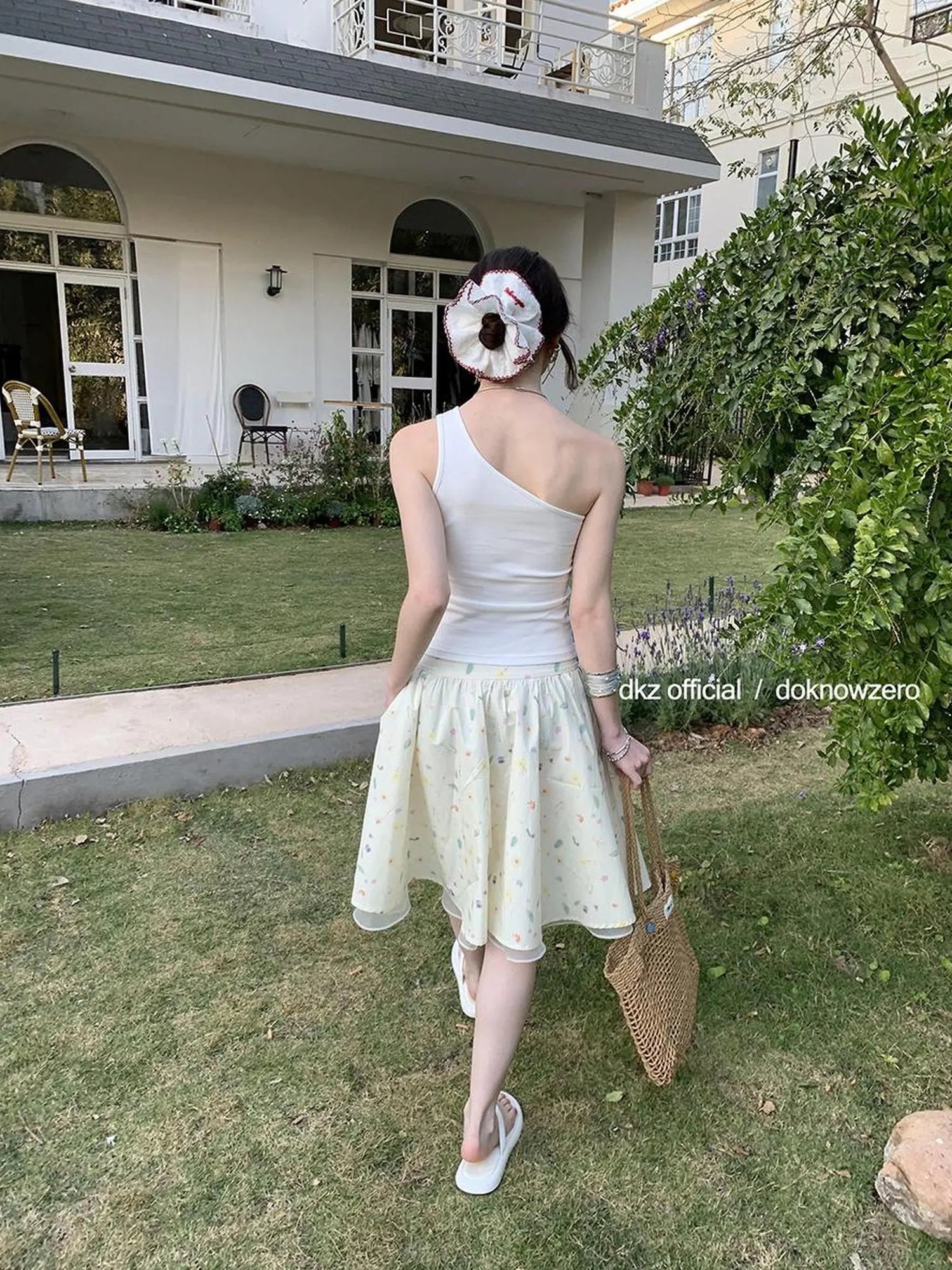 DKZ OFFICIAL Floral Print Midi Skirt In Apricot