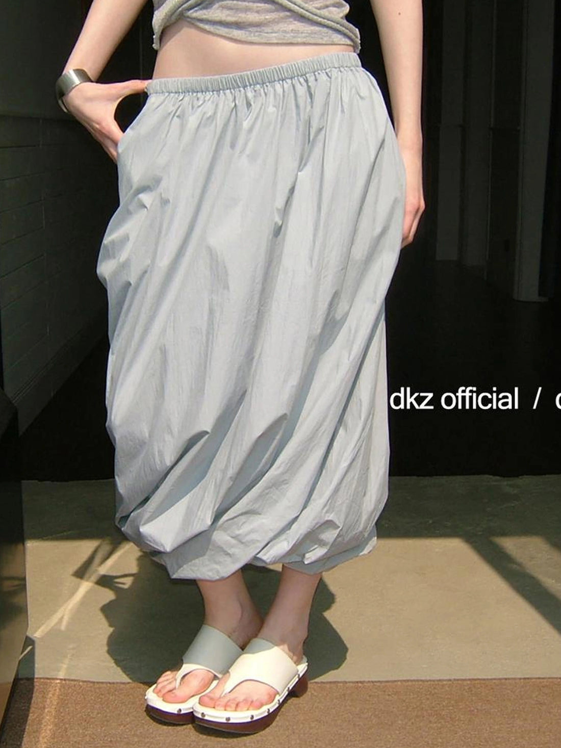 DKZ OFFICIAL Floral Sculpted A-Line Skirt With Elastic Waistband