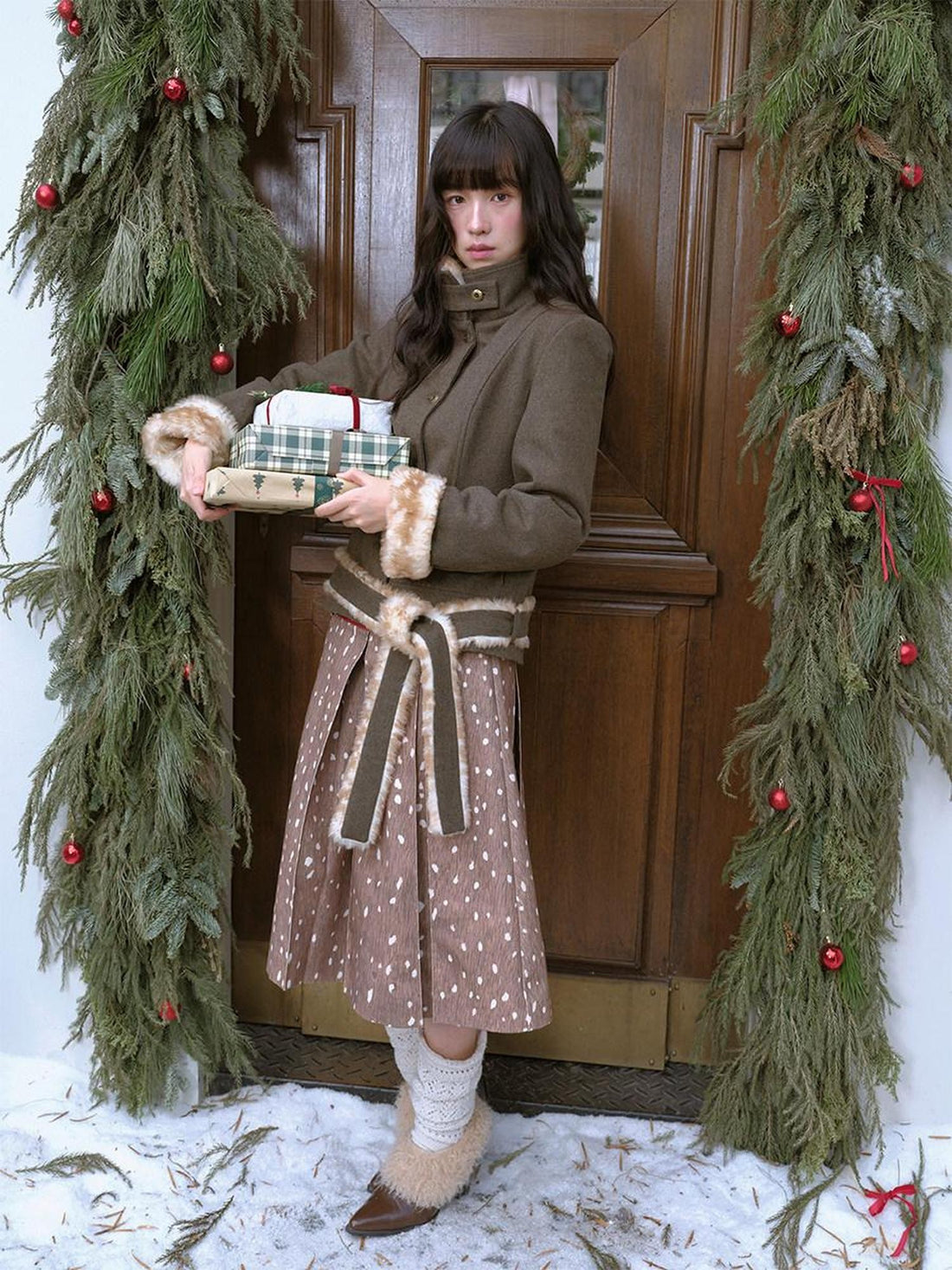 DKZ OFFICIAL Fluffy Collar Spliced Wool Deer Print Waist Women&