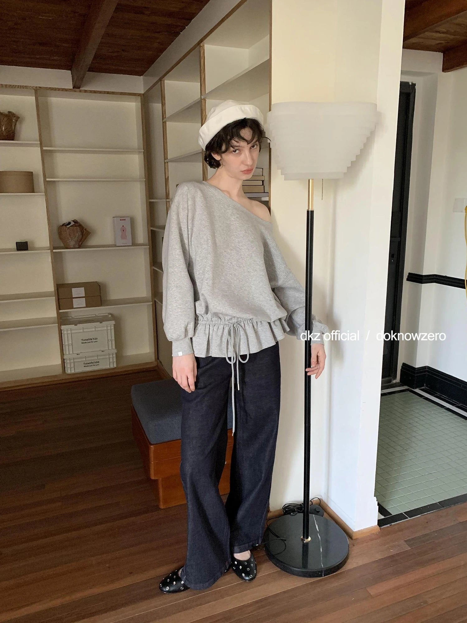 DKZ OFFICIAL Gray Asymmetrical Shoulder Pullover With Split Hem