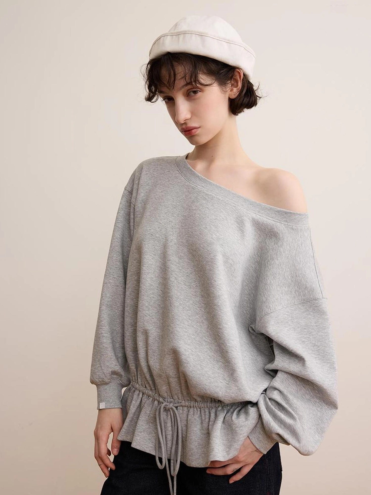 DKZ OFFICIAL Gray Asymmetrical Shoulder Pullover With Split Hem