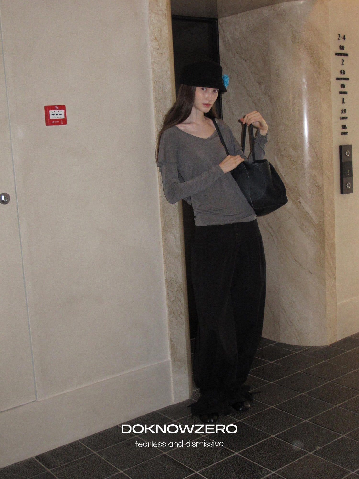 DKZ OFFICIAL Gray Faux Layered Cape Splice V-neck Women&