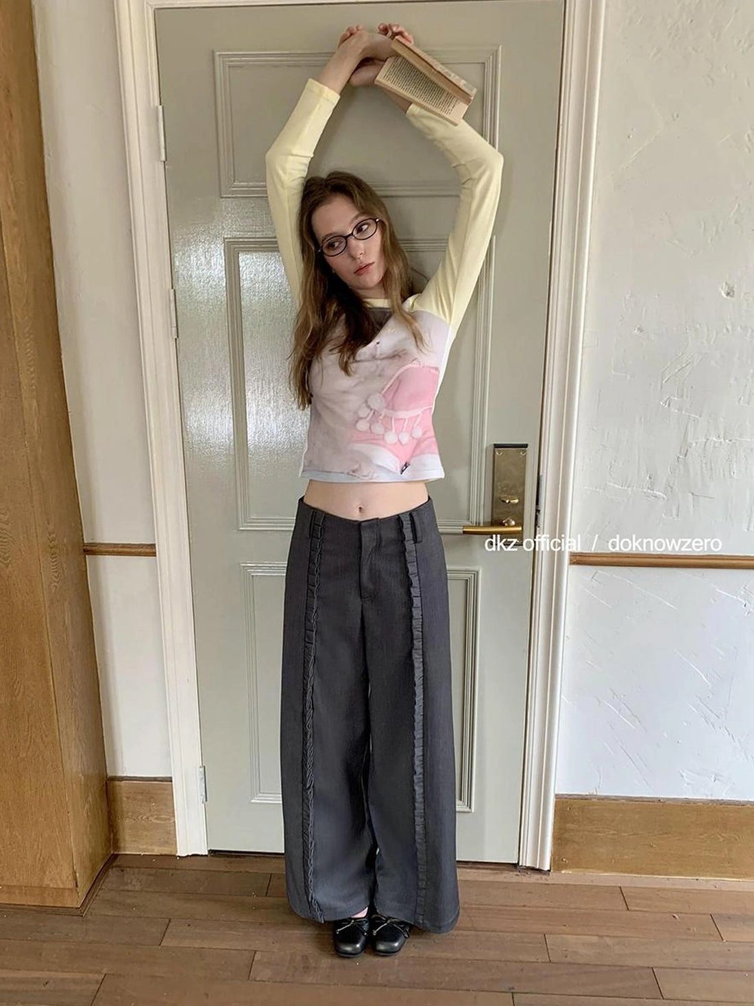 DKZ OFFICIAL Gray Flared Trousers With Lace Trim And Contrast Panels