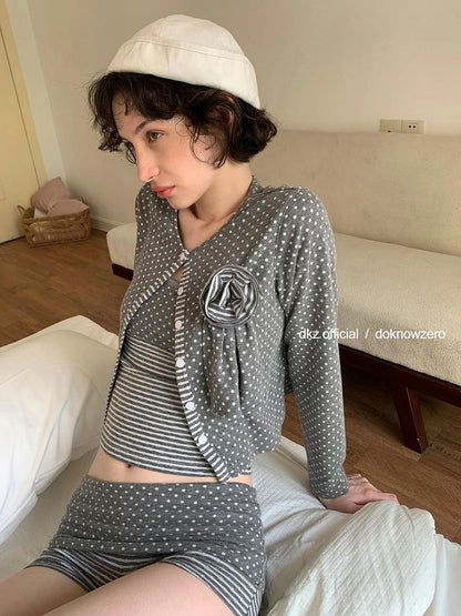 DKZ OFFICIAL Gray Polka Dot Knit Cardigan With Detachable Flower