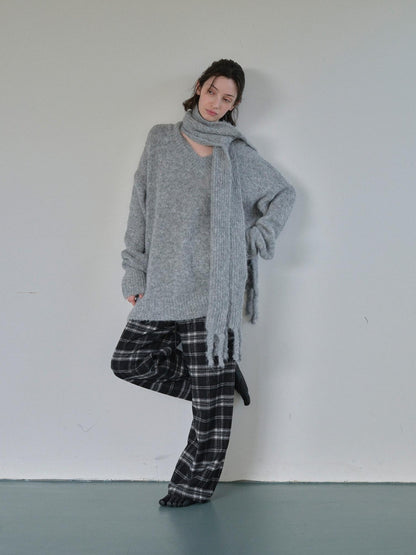 DKZ OFFICIAL Gray V-neck Oversized Lazy Knit With Scarf Women&