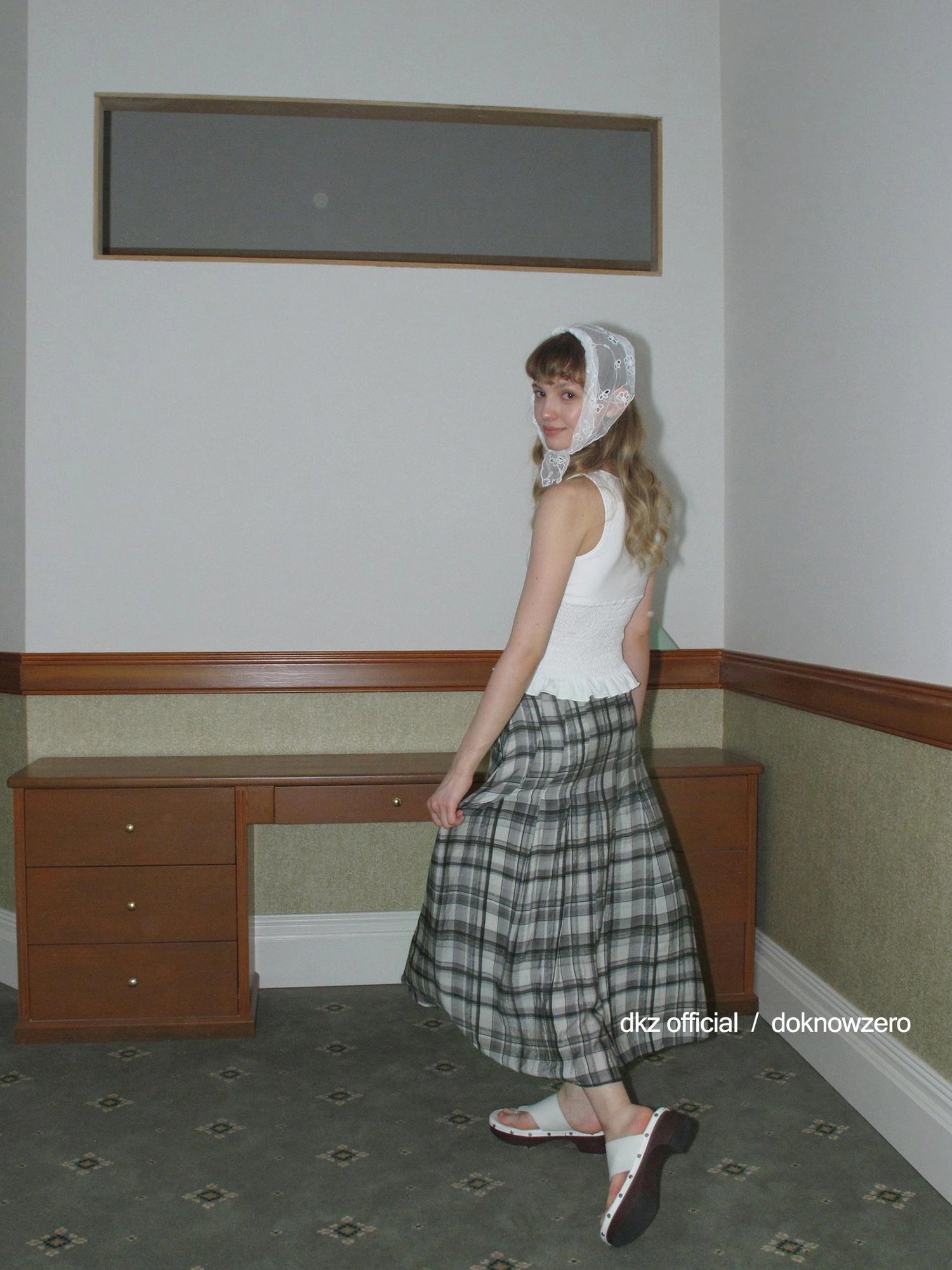 DKZ OFFICIAL Green Checkered Lace Tie Maxi Skirt