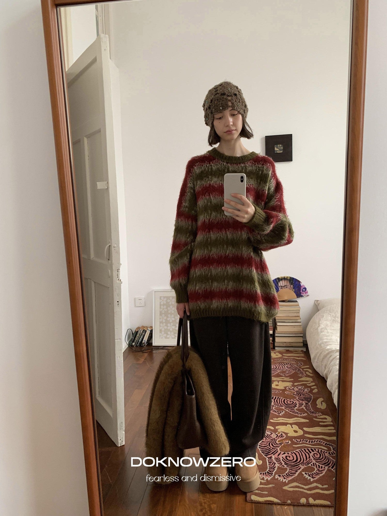 DKZ OFFICIAL Green Colorblock Striped Crewneck Loose Knit Women&