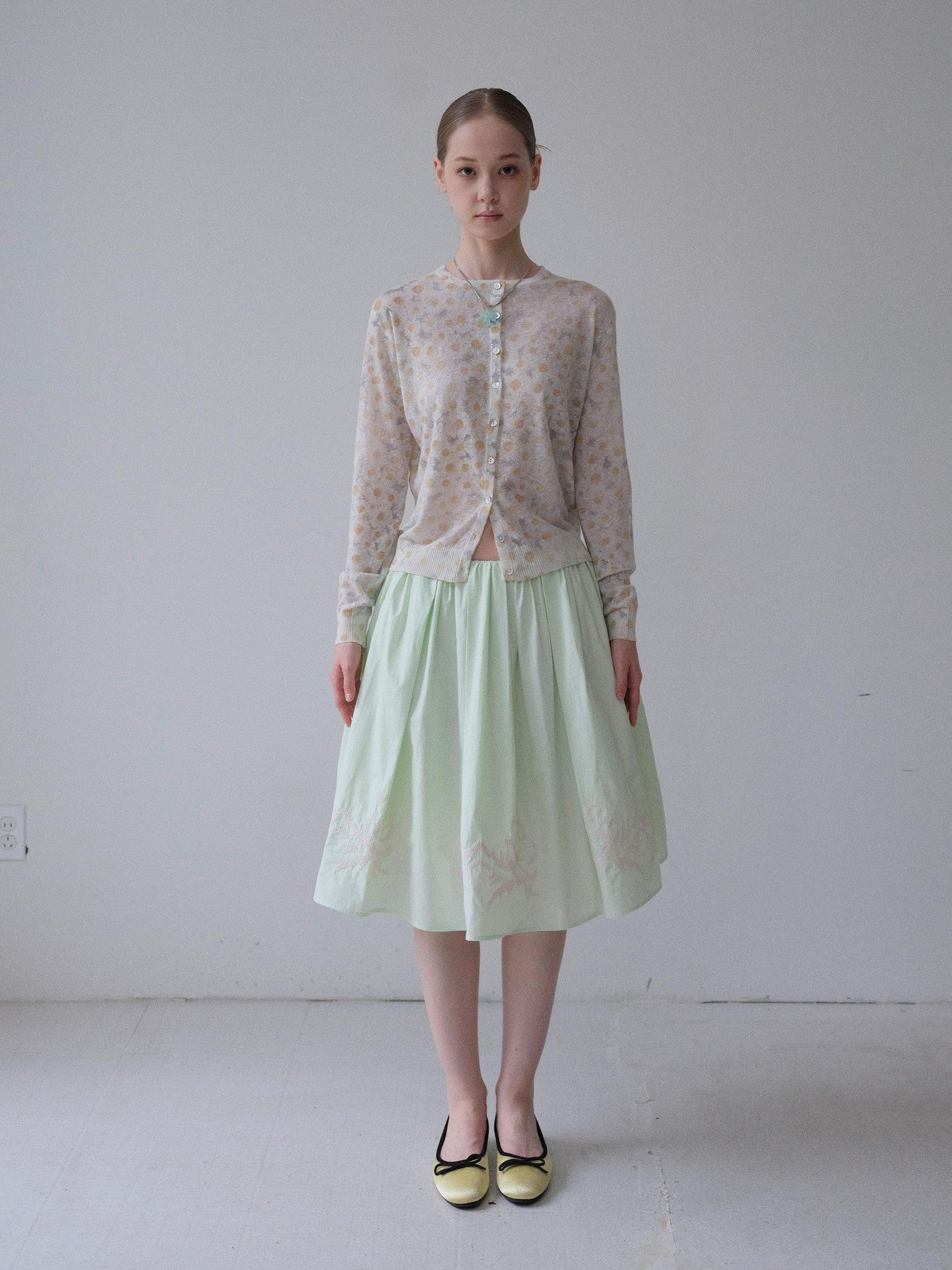 DKZ OFFICIAL Green Cross Embroidered Elastic Waist Women&
