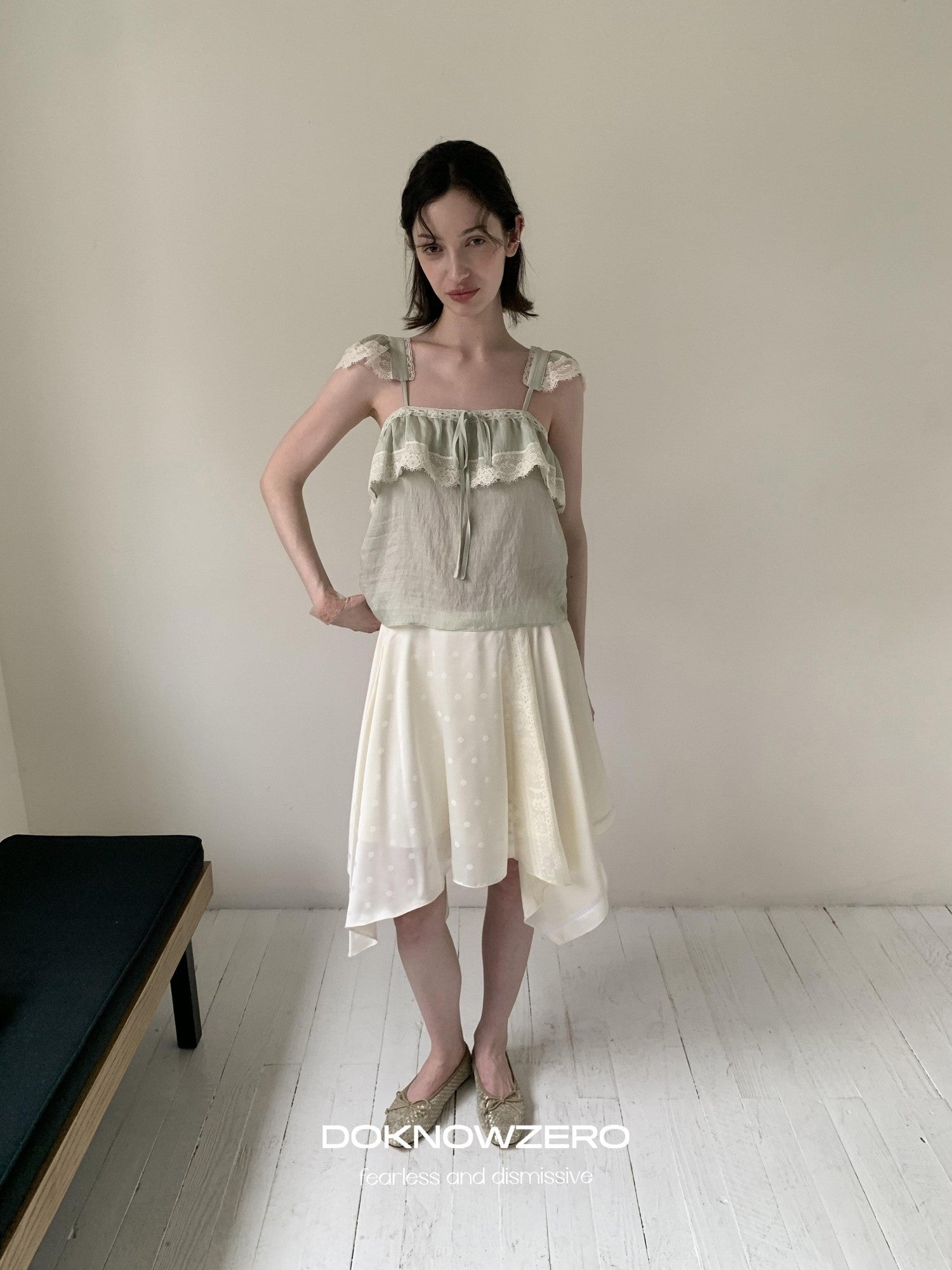 DKZ OFFICIAL Green Ruffle Sleeve Lace Splice Women&