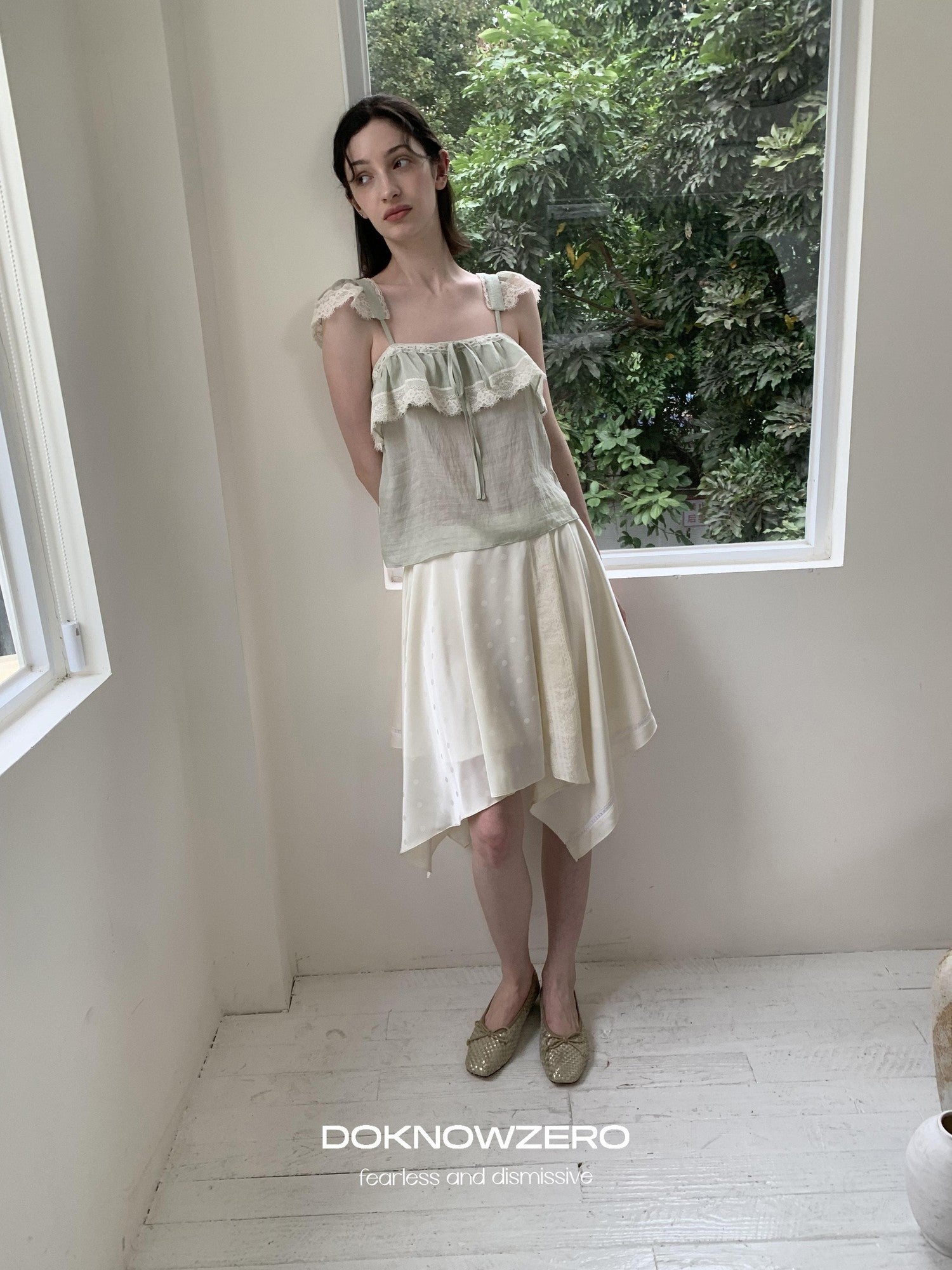 DKZ OFFICIAL Green Ruffle Sleeve Lace Splice Women&