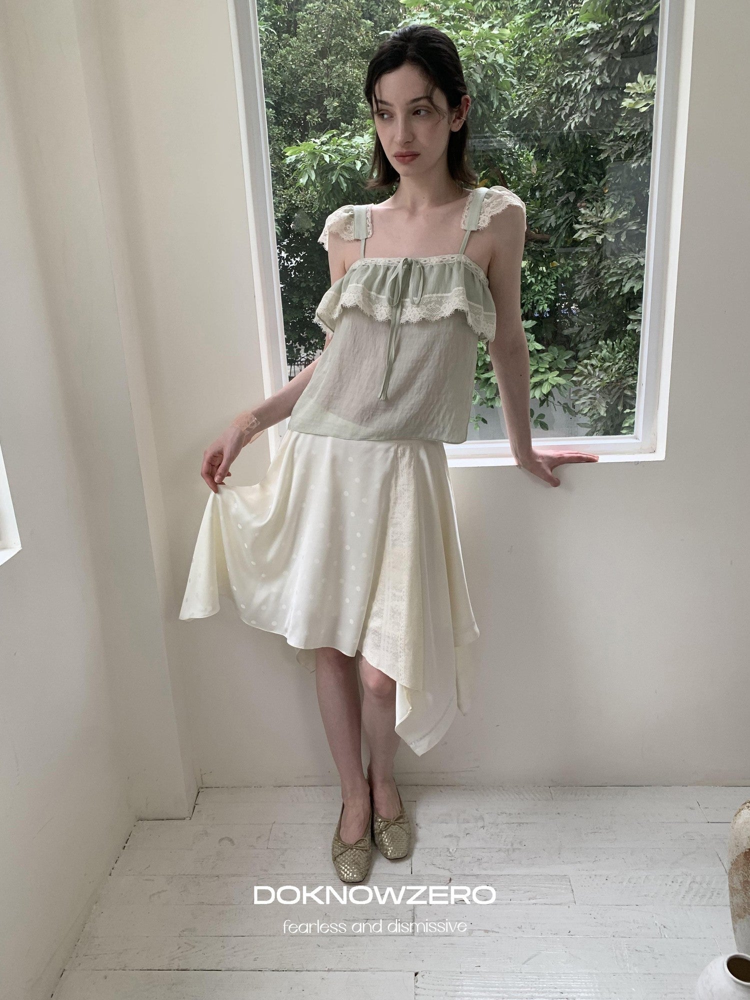 DKZ OFFICIAL Green Ruffle Sleeve Lace Splice Women&