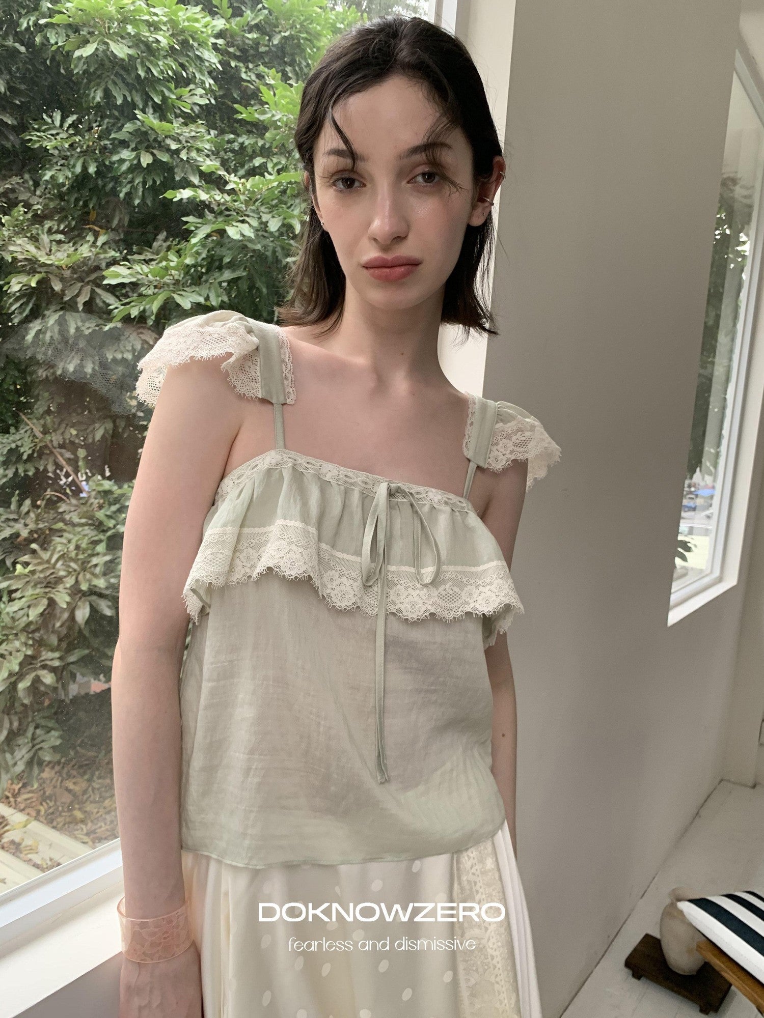 DKZ OFFICIAL Green Ruffle Sleeve Lace Splice Women&